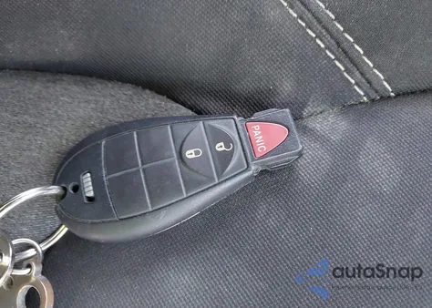 2015 Jeep Cherokee Sport из США, поврежденный, VIN 1C4PJLAB9FW566712